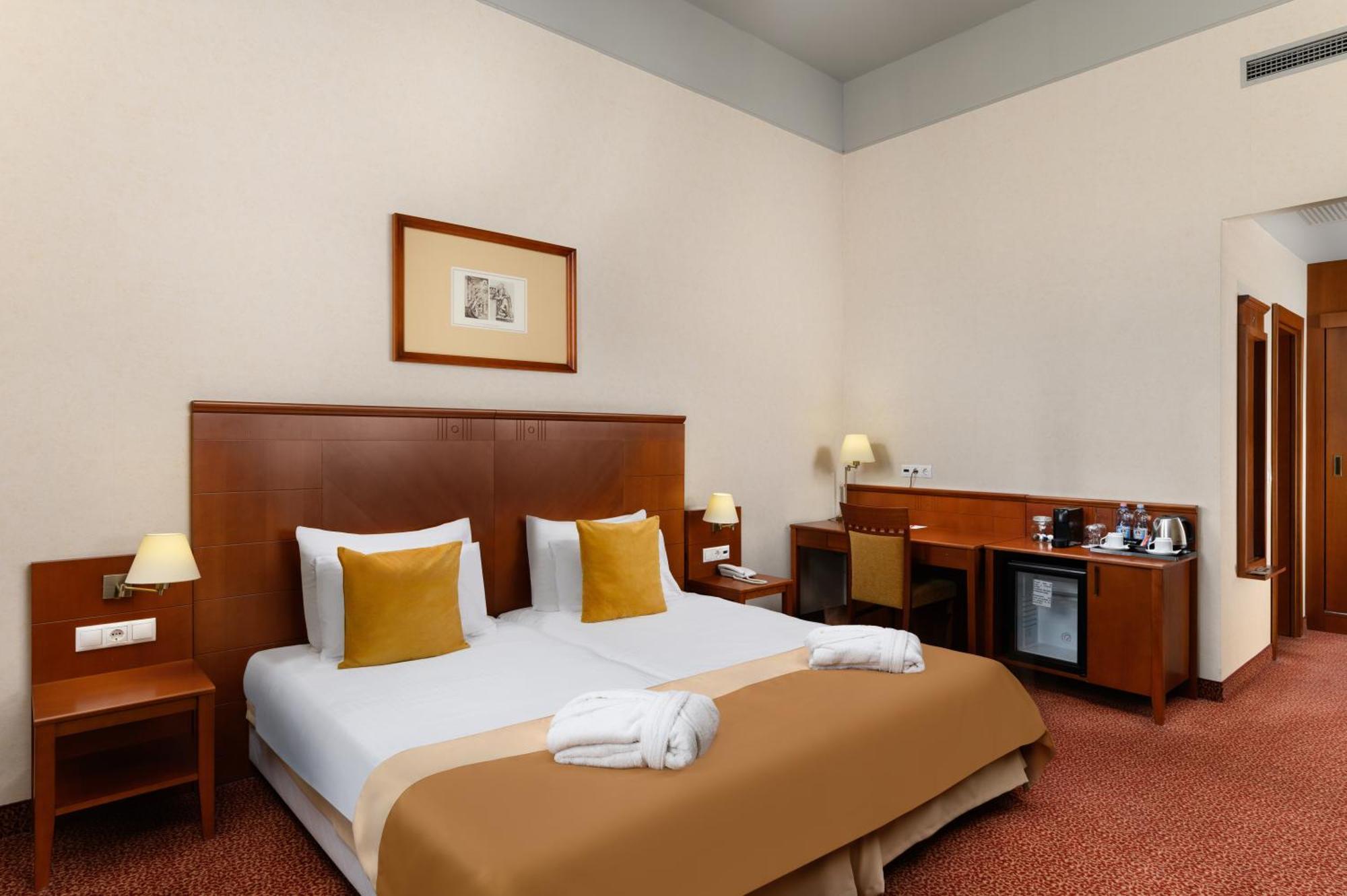 Mercure Szekesfehervar Magyar Kiraly Eksteriør billede
